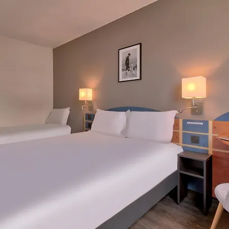 Hotell Kyriad - Biarritz