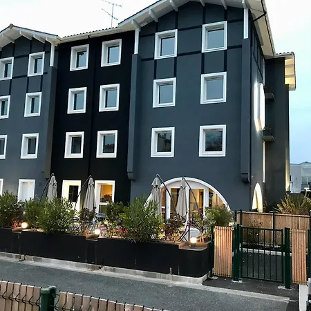 Hotel Kyriad Anglet - Biarritz 3*