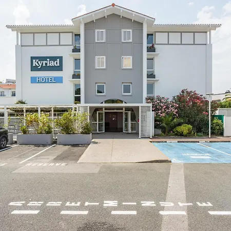 酒店 Kyriad - Biarritz