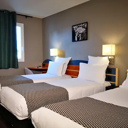 Kyriad - Biarritz 3* أنغليه