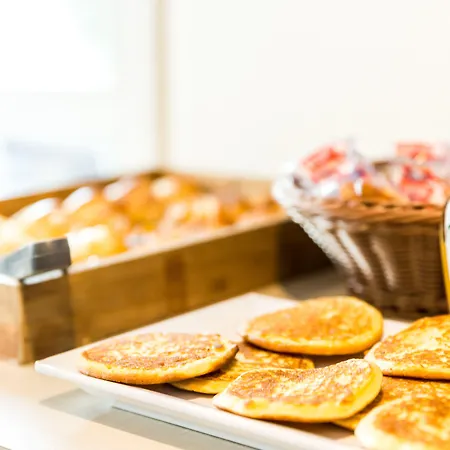 Kyriad Anglet - Biarritz 3*