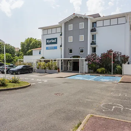 Hotel Kyriad - Biarritz