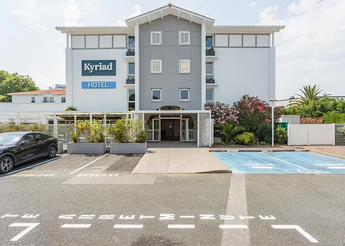 Hotel Kyriad - Biarritz