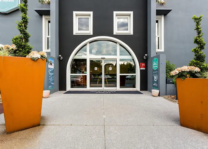 Kyriad - Biarritz Hotel 3*